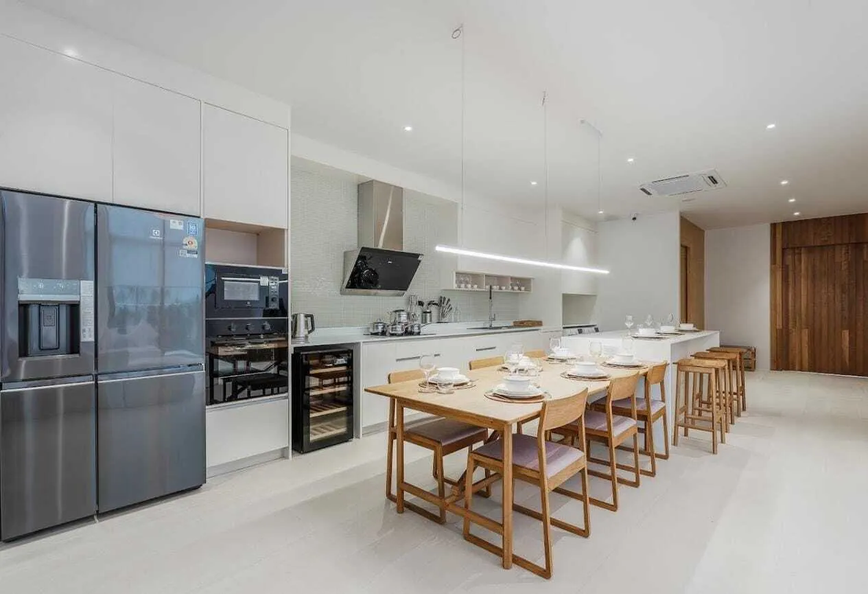 Modern & Minimalist 4-Bedroom Villa in Phuket for sale — Thumbnail 4