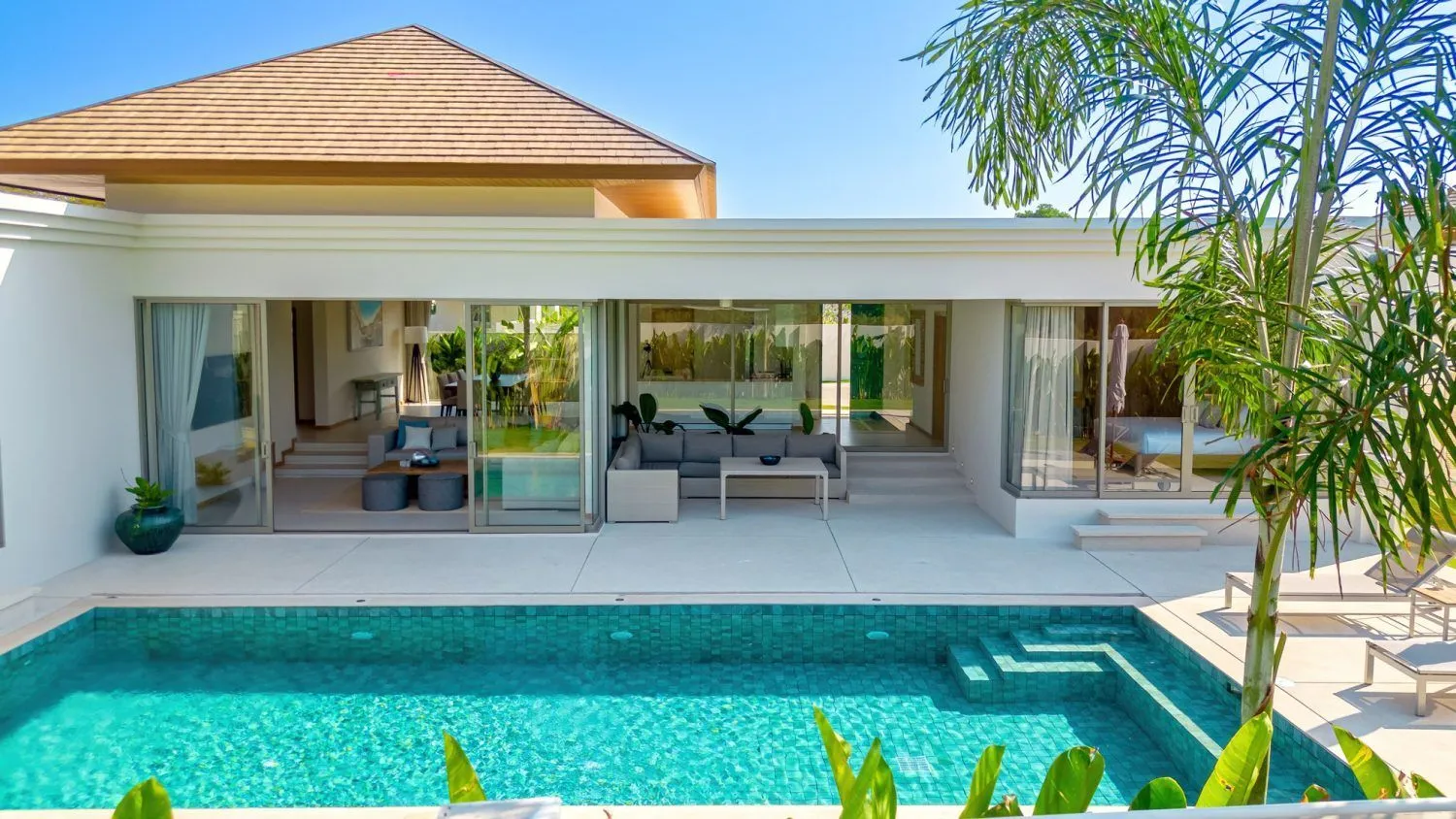 Trichada Breeze: Luxurious 4-Bedroom Villa for Sale in Phuket — Thumbnail 20