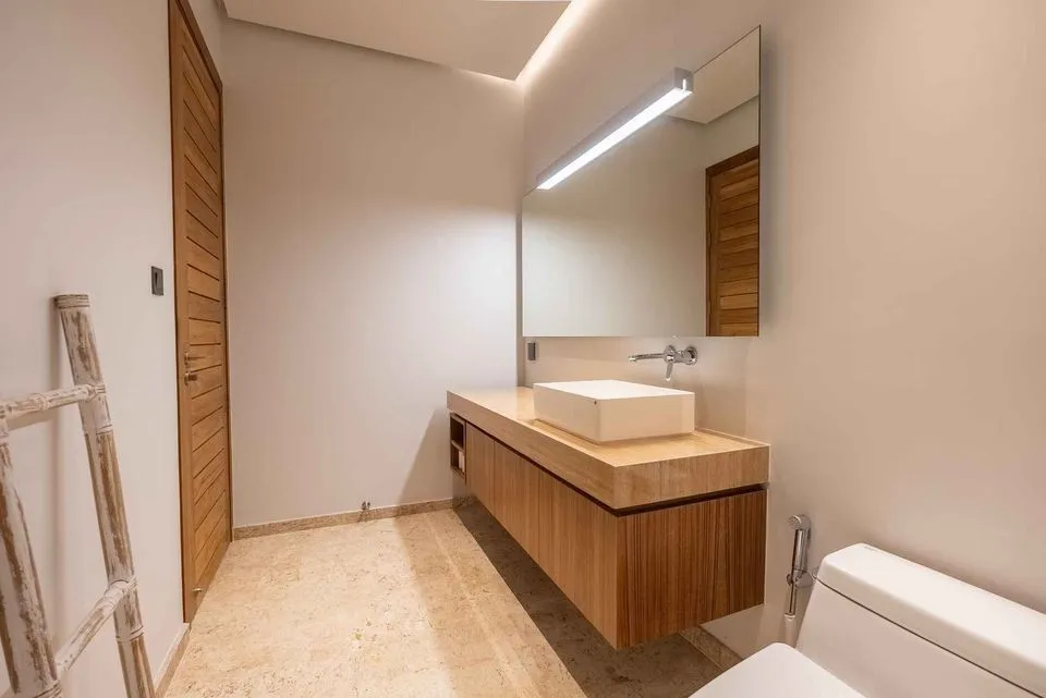 Luxurious 3-Bedroom Villa in Anchan Flora for Long-Term Rent, Phuket — Thumbnail 2