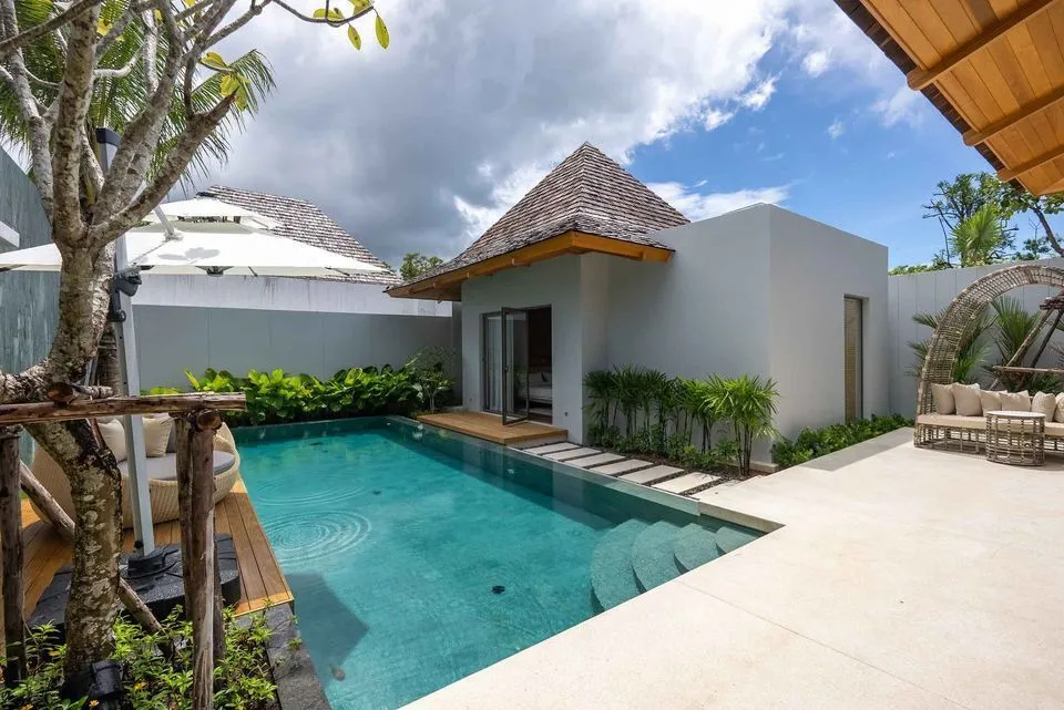 Luxurious 3-Bedroom Villa in Anchan Flora for Long-Term Rent, Phuket — Thumbnail 12