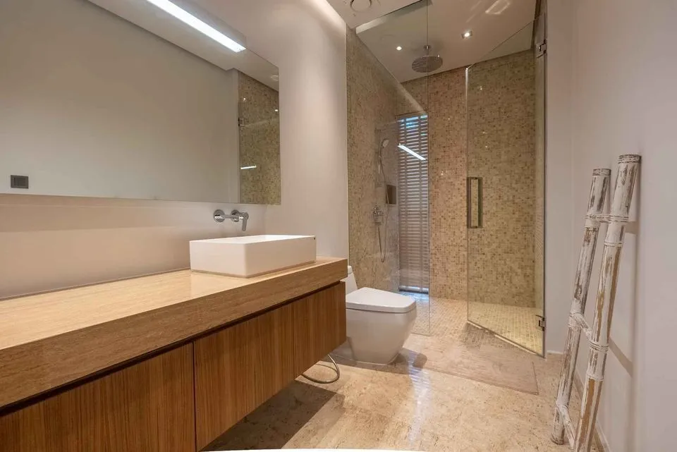 Luxurious 3-Bedroom Villa in Anchan Flora for Long-Term Rent, Phuket — Thumbnail 13