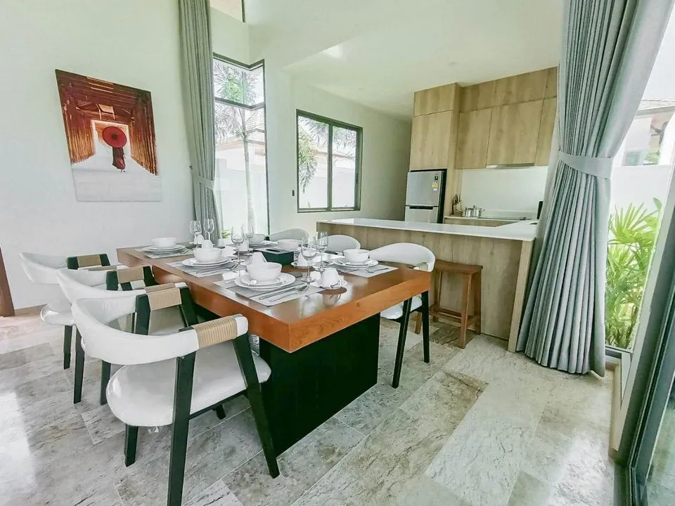 Elegant 2-Bedroom Pool Villa for Yearly Rent in Choeng Thale, Phuket — Thumbnail 8