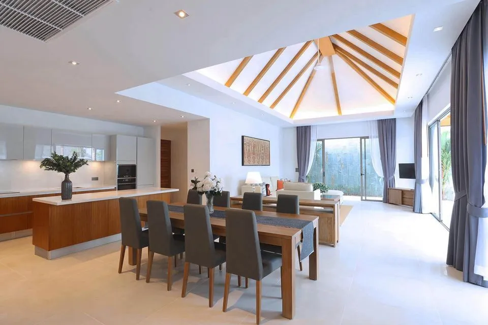 Luxurious 4-Bedroom Villa with Private Pool for Yearly Rent in Anchan Hill, Choeng Thale — Thumbnail 3