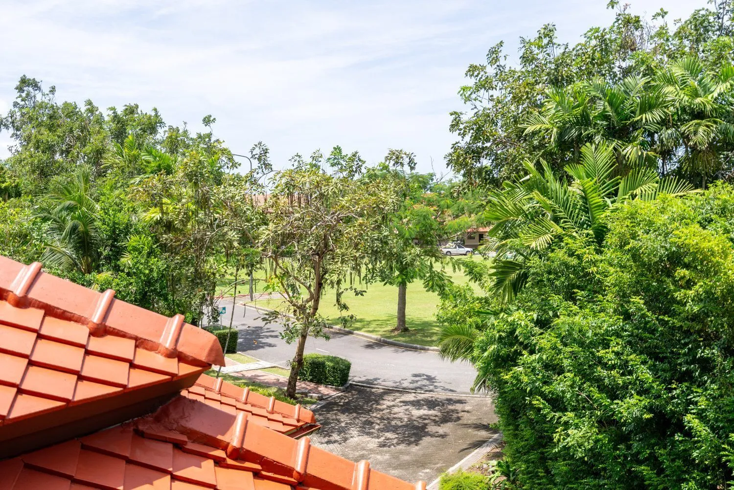 Angsana Laguna Villa – 4 bedrooms pool villa with big garden for rent near Bangtao Beach — Thumbnail 10