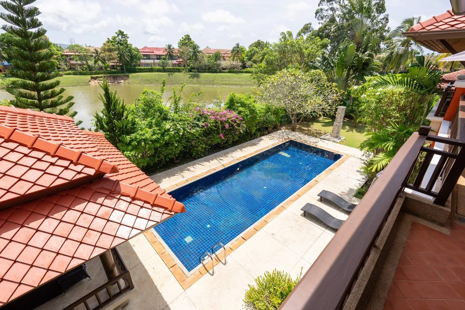Angsana Laguna Villa – 4 bedrooms pool villa with big garden for rent near Bangtao Beach — Thumbnail 12