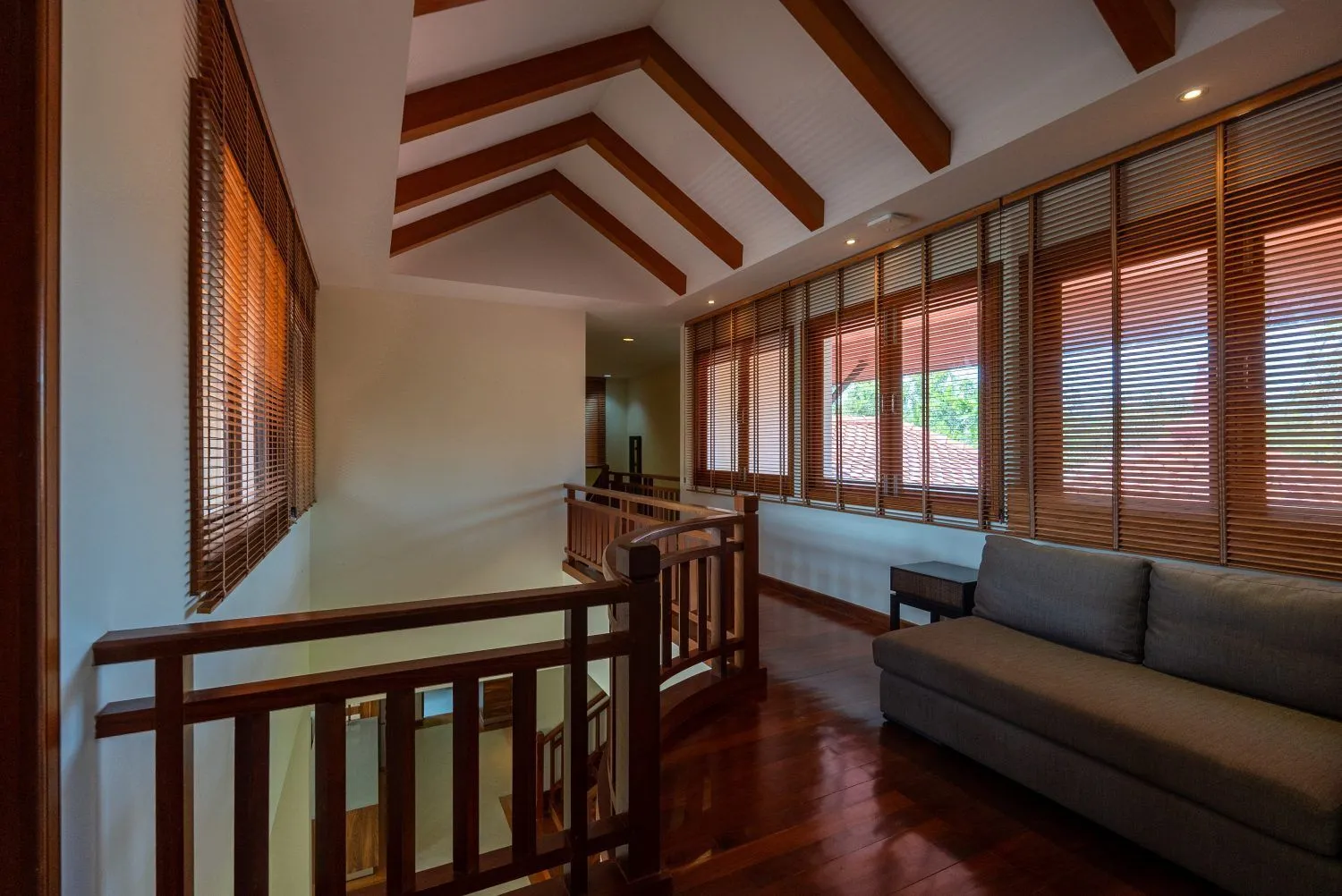 Angsana Laguna Villa – 4 bedrooms pool villa with big garden for rent near Bangtao Beach — Thumbnail 15