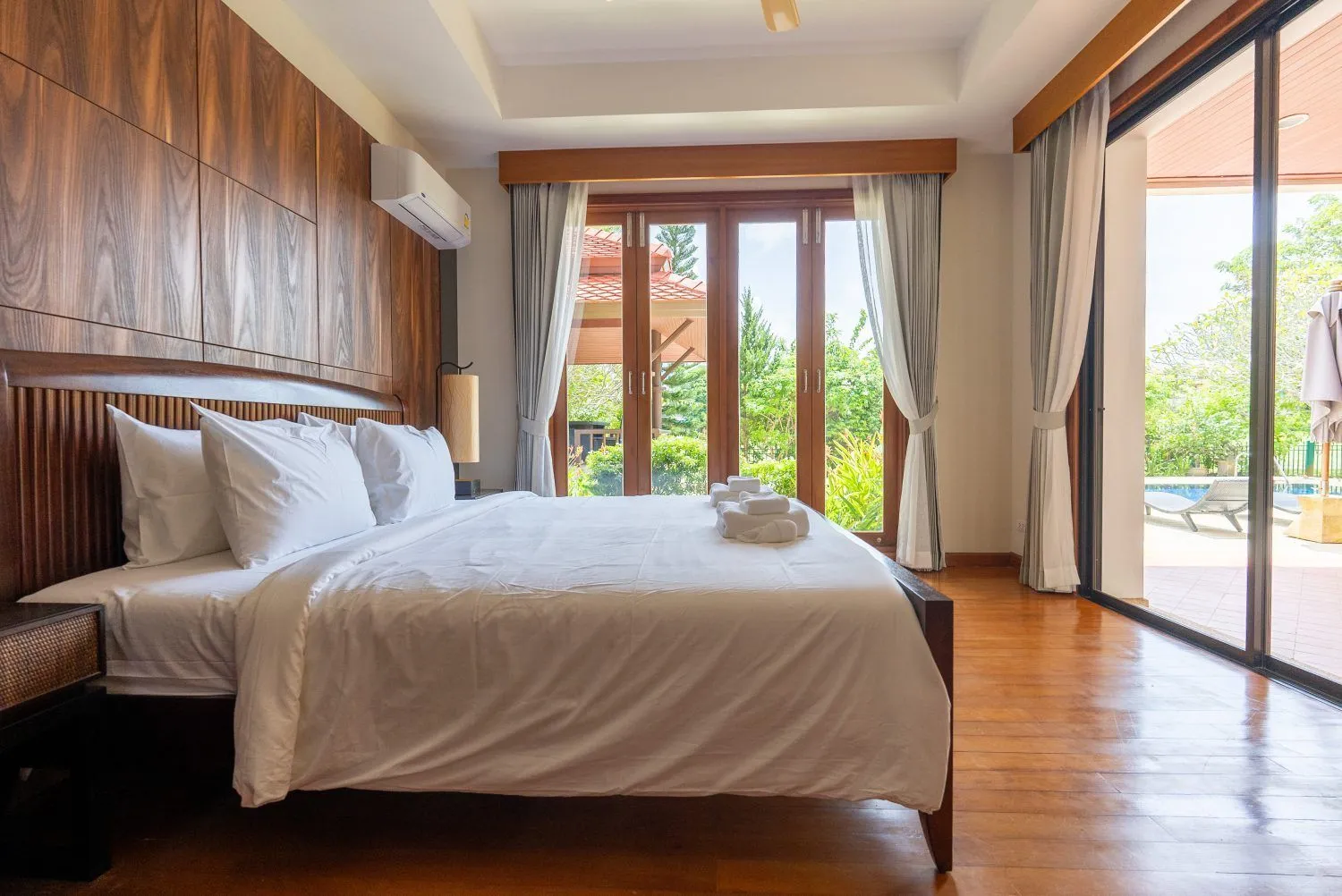 Angsana Laguna Villa – 4 bedrooms pool villa with big garden for rent near Bangtao Beach — Thumbnail 18