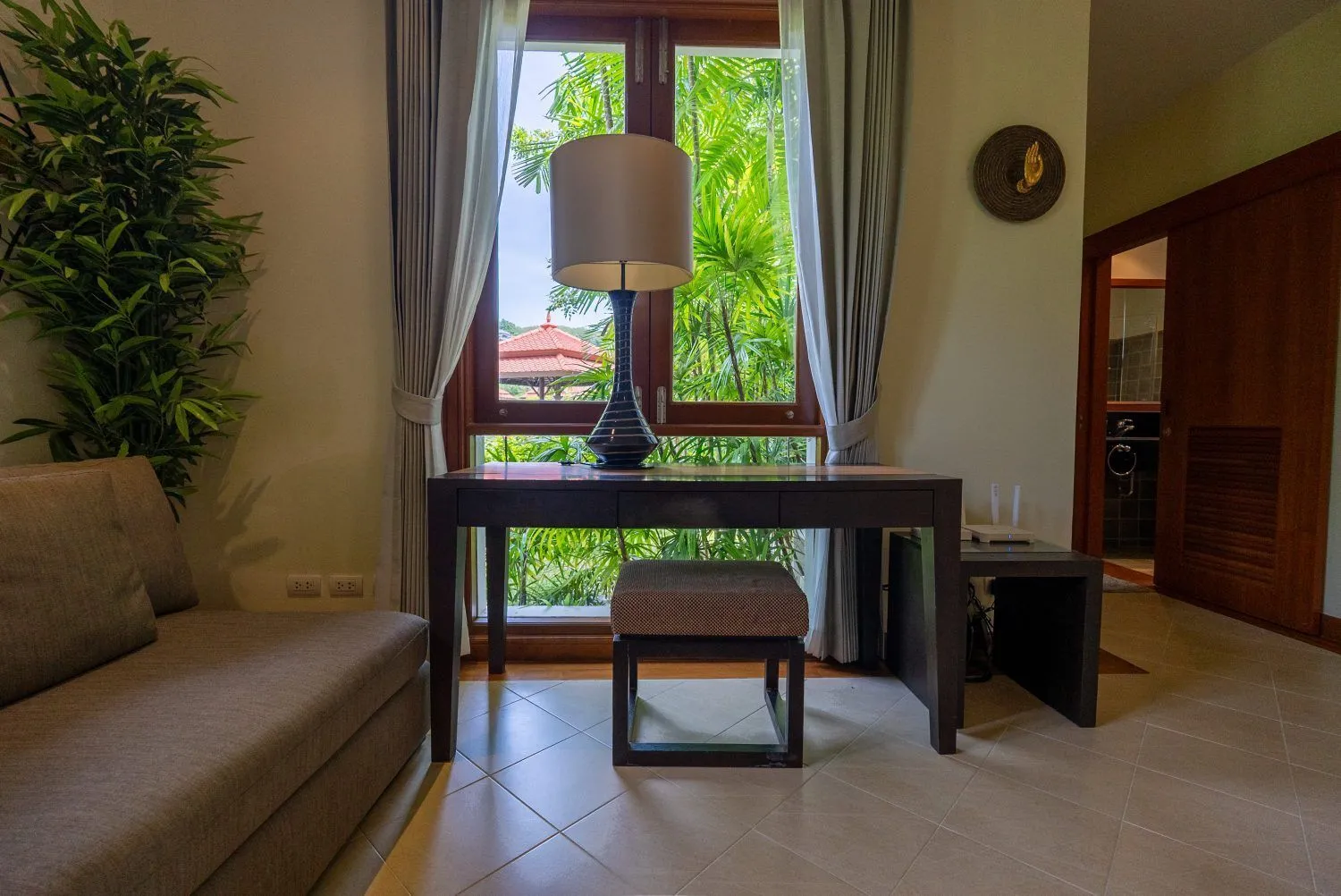Angsana Laguna Villa – 4 bedrooms pool villa with big garden for rent near Bangtao Beach — Thumbnail 22