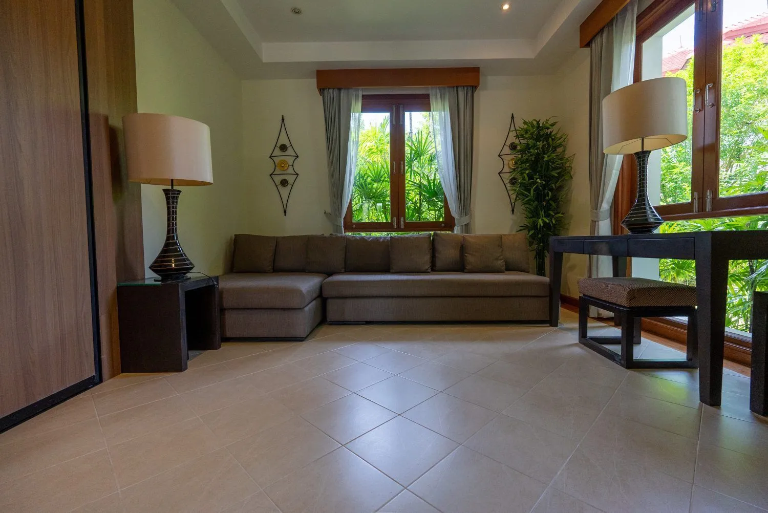 Angsana Laguna Villa – 4 bedrooms pool villa with big garden for rent near Bangtao Beach — Thumbnail 23