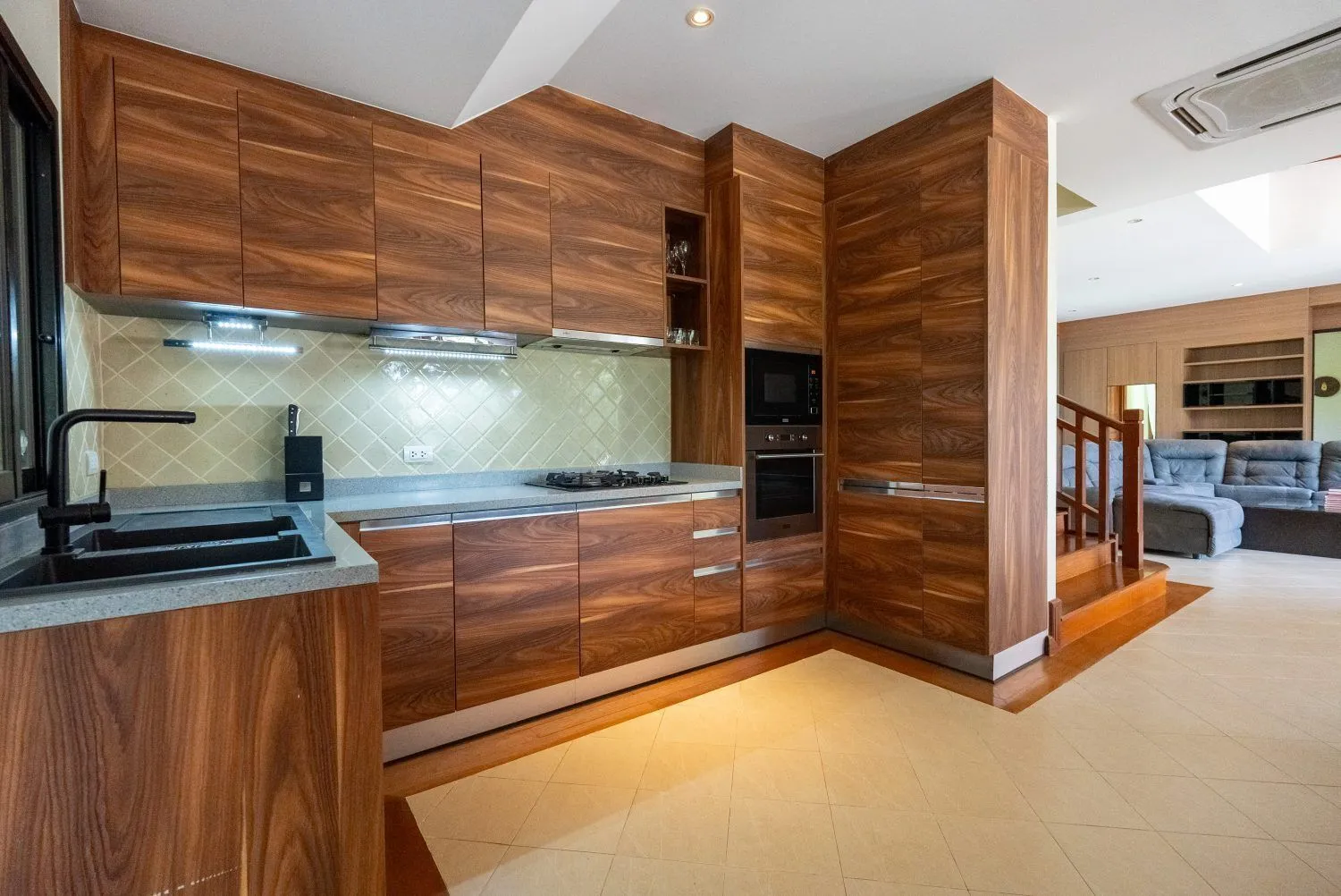 Angsana Laguna Villa – 4 bedrooms pool villa with big garden for rent near Bangtao Beach — Thumbnail 27