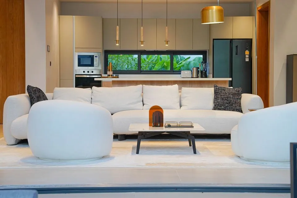 Luxurious 4-Bedroom Designer Villa with Premium Furnishings in Bitanica Foresta — Thumbnail 14