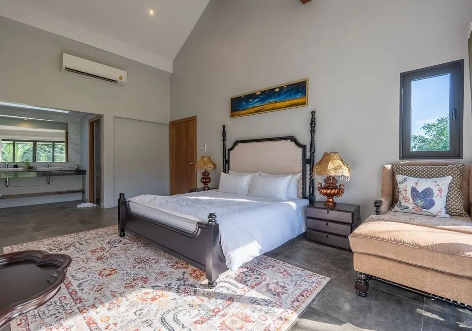 Spacious Golf Course Villa with Private Pool for Rent in Kathu, Phuket — Thumbnail 6