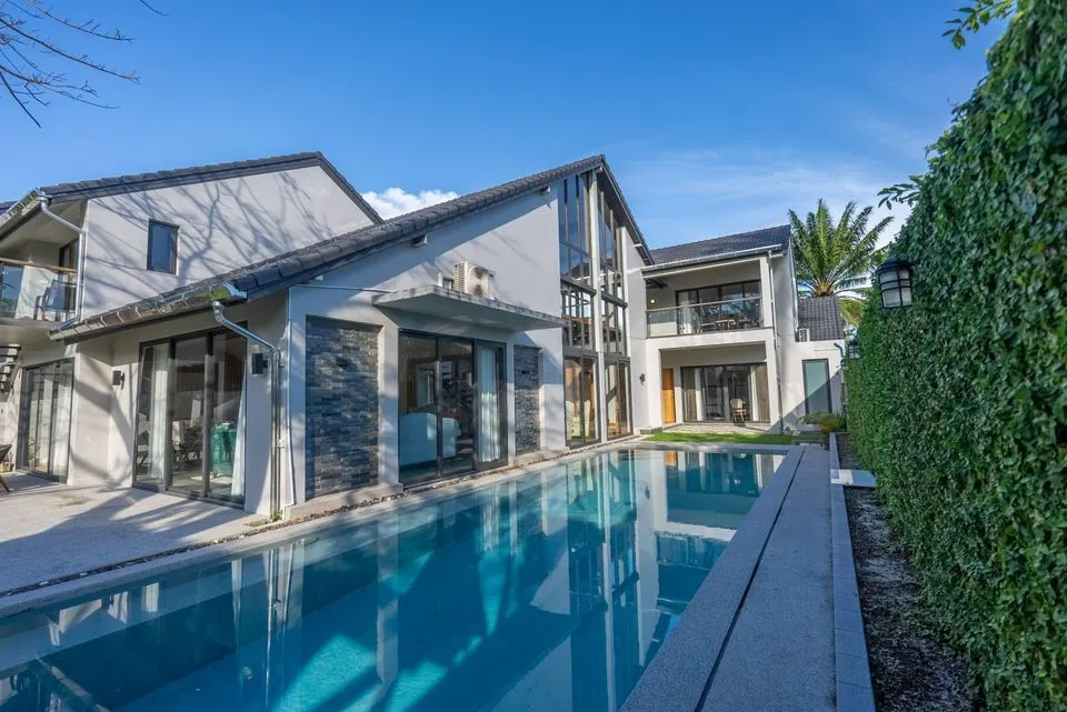 Spacious Golf Course Villa with Private Pool for Rent in Kathu, Phuket — Thumbnail 15