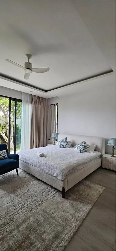 Stunning 4-Bedroom Pool Villa for Yearly Rent in Choeng Thale, Phuket — Thumbnail 6
