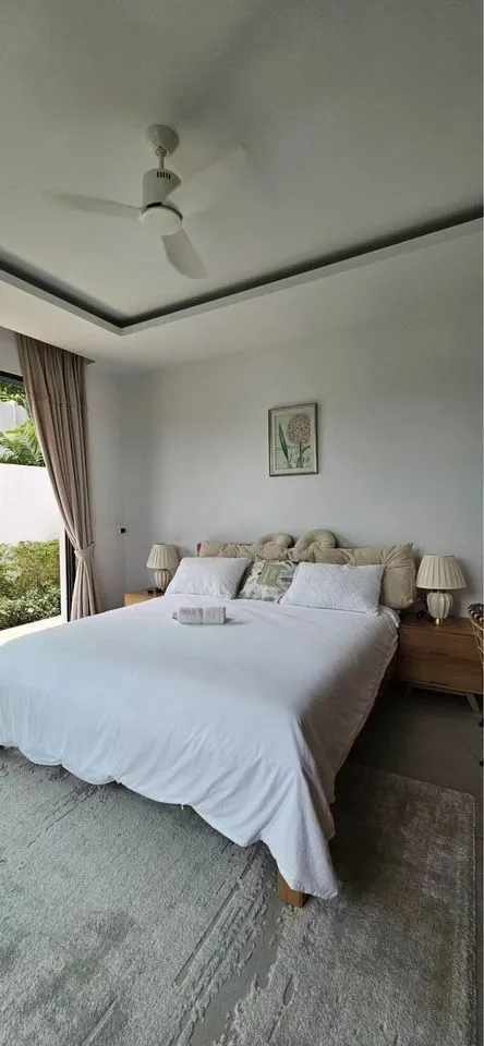 Stunning 4-Bedroom Pool Villa for Yearly Rent in Choeng Thale, Phuket — Thumbnail 7