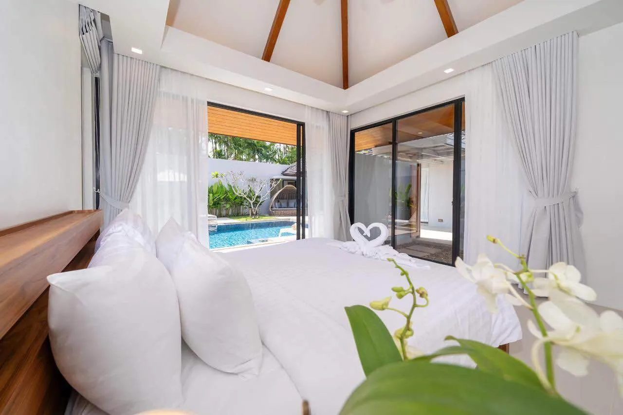 Contemporary 2-Bedroom Anchan Villa for Rent near Layan Beach — Thumbnail 11