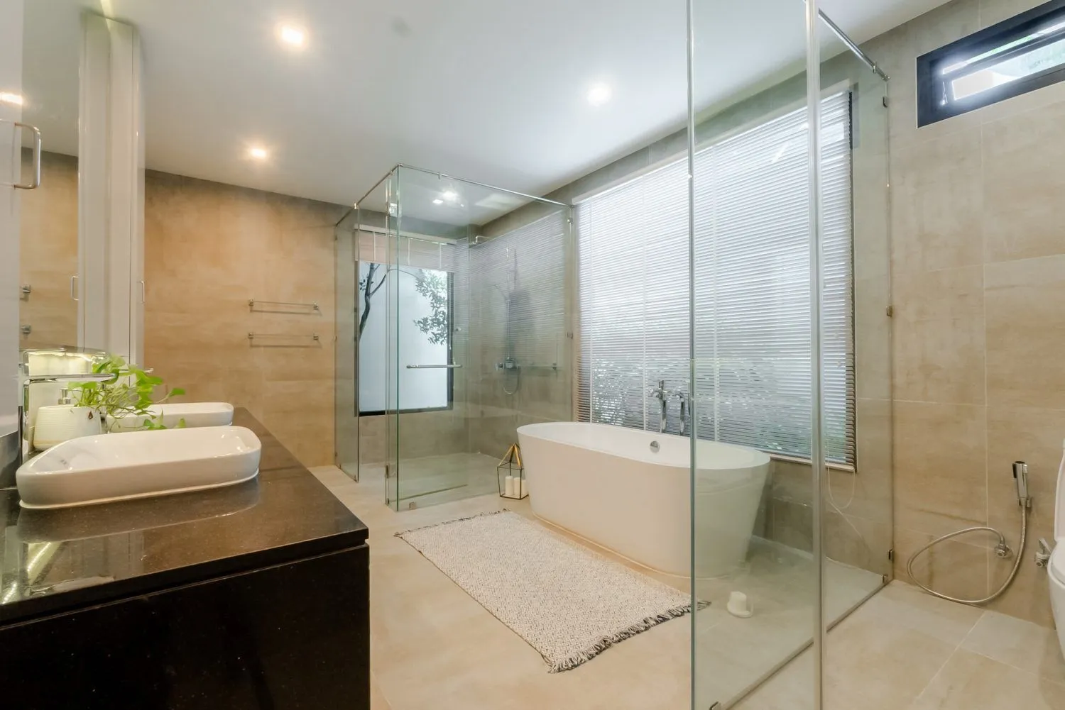 Modern 3-Bedroom Villa with Pool & Roof Terrace in Laguna-Layan-Bangtao, Phuket — Thumbnail 12