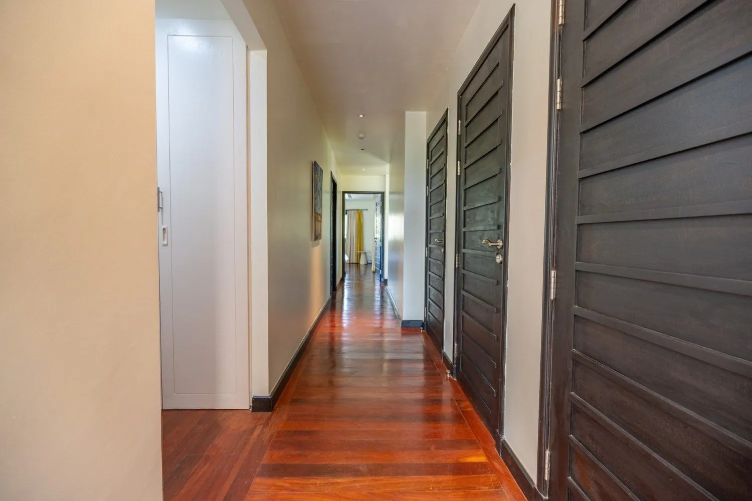 Luxury Beachfront Villa at Maan Tawan – 6 bedrooms with private pool — Thumbnail 14