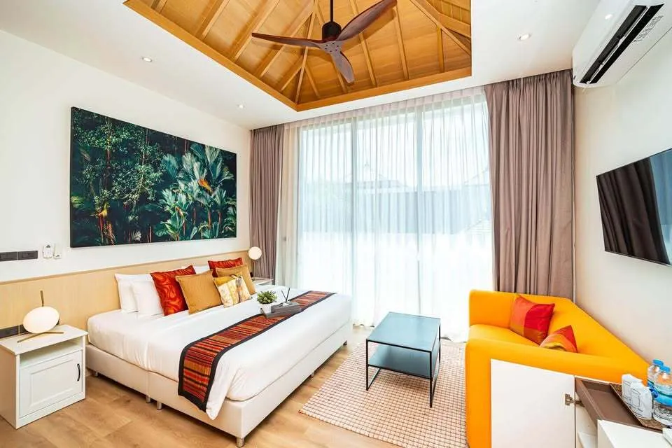 Luxury 5-Bedroom Pool Villa for Rent in Pasak — Thumbnail 3