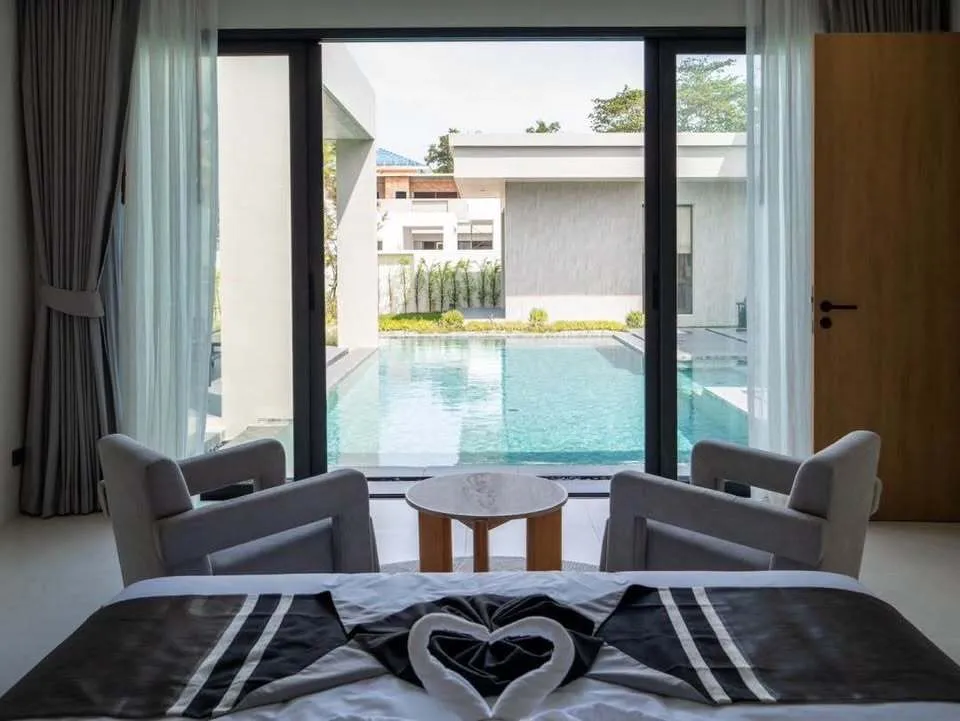 Luxurious 4-Bedroom Villa for Rent at The Breeze Villas, Bangtao — Thumbnail 20