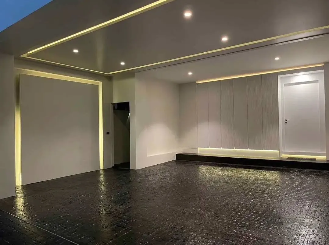 Exquisite 4-Bedroom Villa Near IKEA Phuket with Modern Amenities