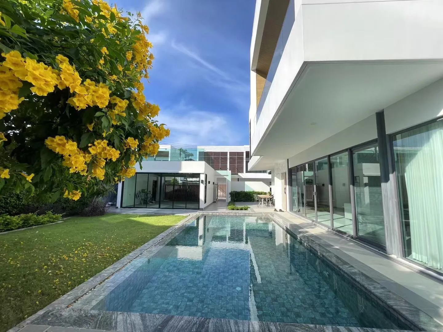 Casa Riviera – Modern 3-Bedroom Villa for Rent in Koh Kaew, Phuket | SC10022504 — Thumbnail 2