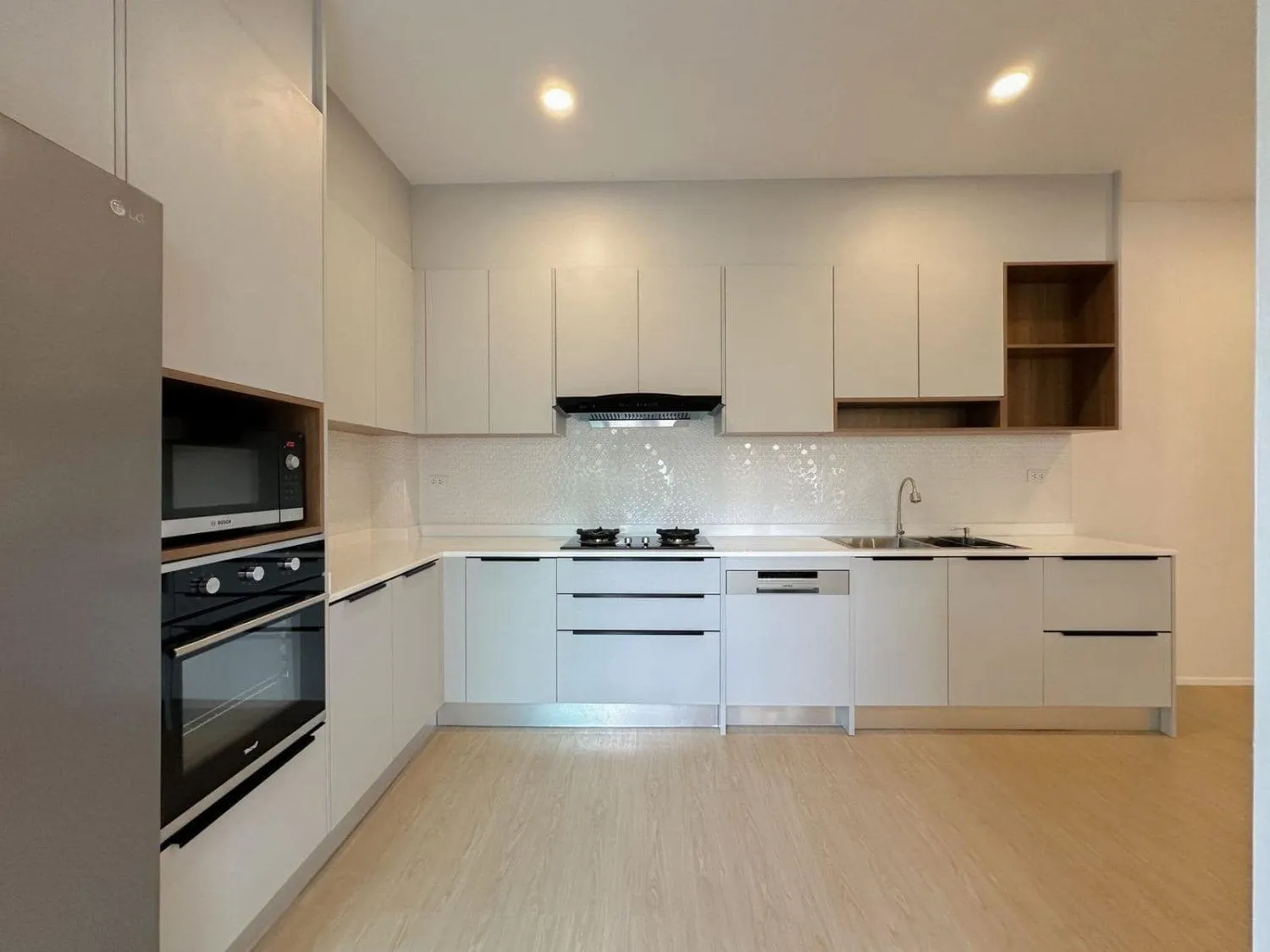 Cozy 3 bedrooms house for rent in Kokeaw,Phuket — Thumbnail 21