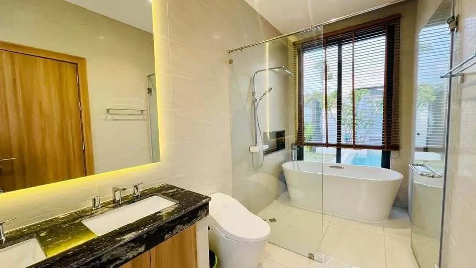 Luxury Mouana 4-Bedroom Pool Villa for Rent in Chalong, Phuket — Thumbnail 4