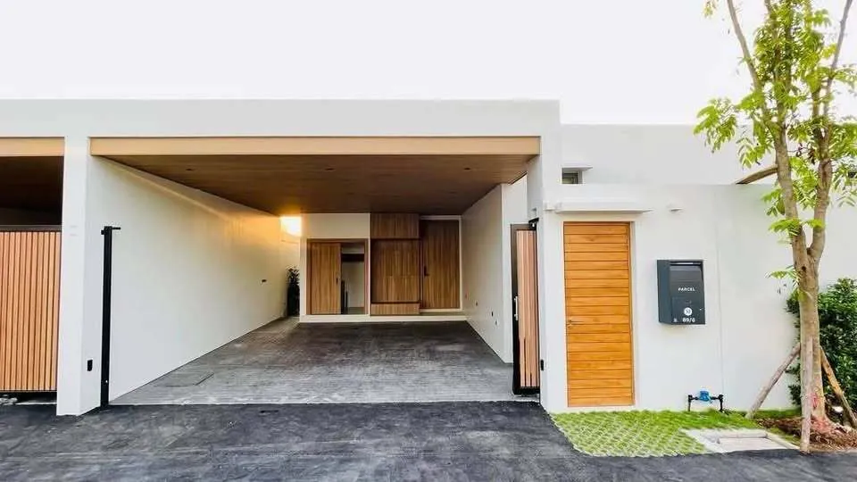 Luxury Mouana 4-Bedroom Pool Villa for Rent in Chalong, Phuket — Thumbnail 11