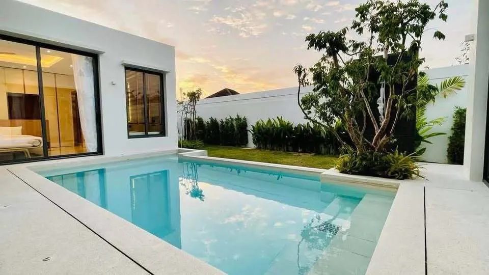 Luxury Mouana 4-Bedroom Pool Villa for Rent in Chalong, Phuket — Thumbnail 13