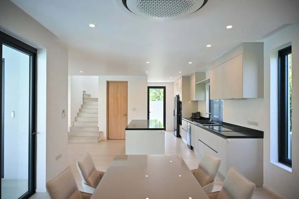 Luxury 4-Bedroom Pool Villa for Sale & Rent in Pasak, Choeng Thale — Thumbnail 20