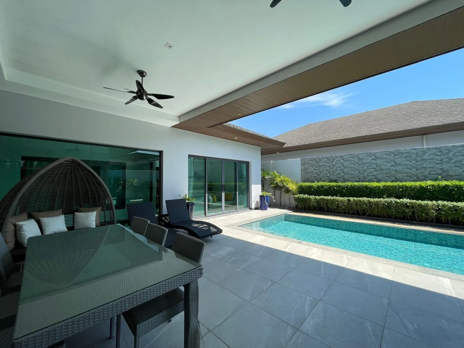 Exclusive 3-Bedroom Villa for Rent in Pasak, Choeng Thale, Phuket | SD13022501 — Thumbnail 2