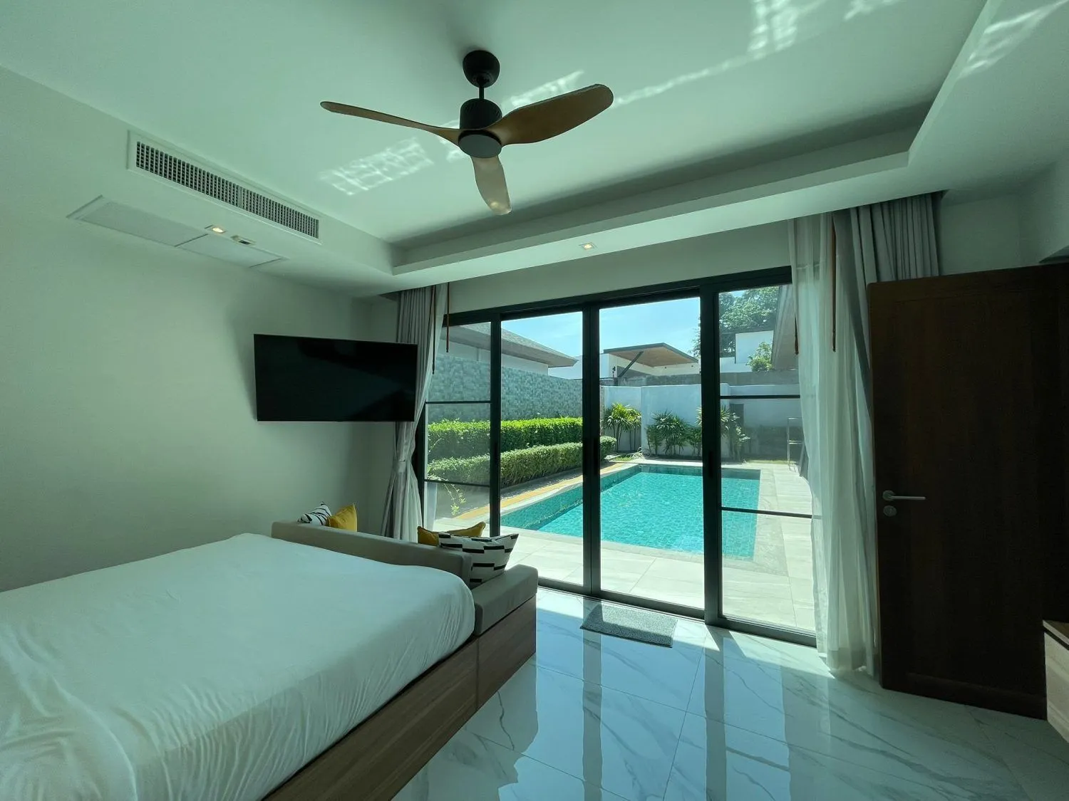Exclusive 3-Bedroom Villa for Rent in Pasak, Choeng Thale, Phuket | SD13022501 — Thumbnail 16