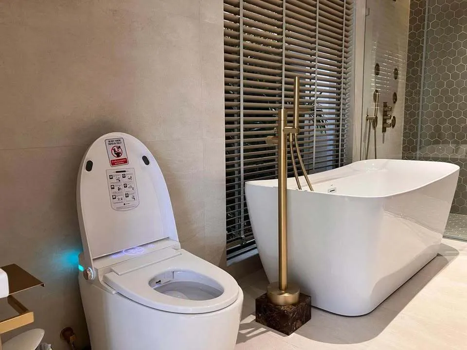 Luxury 4-Bedroom Villa for Rent in Bangtao — Thumbnail 20