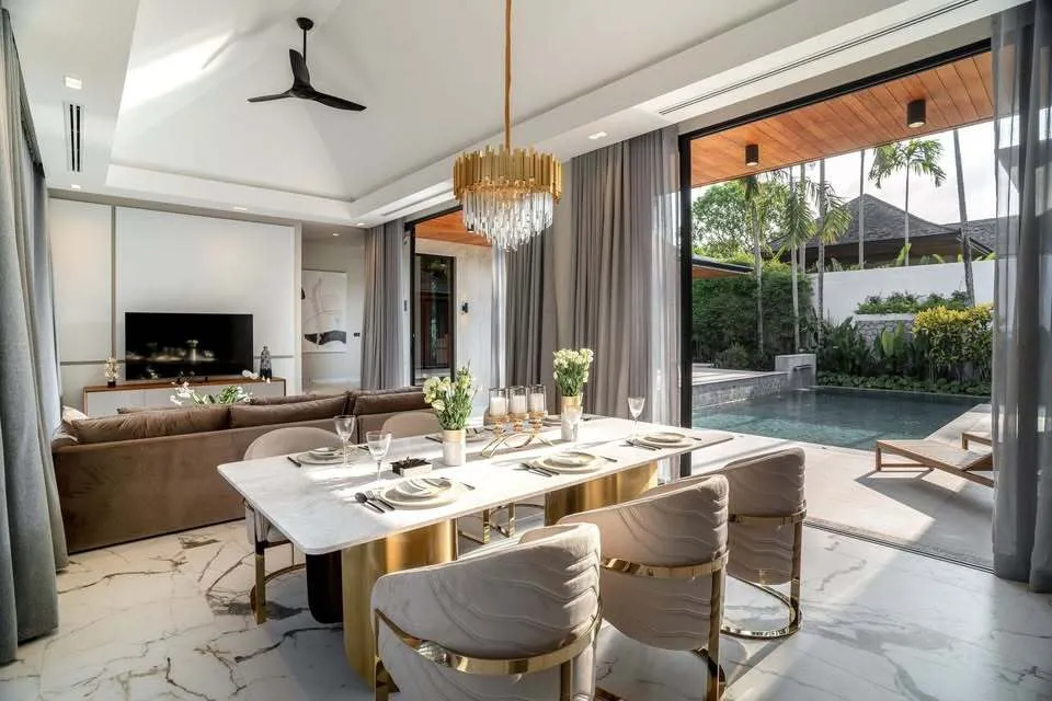 Luxury 3-Bedroom Villa for Rent Near Bang Tao Beach — Thumbnail 3