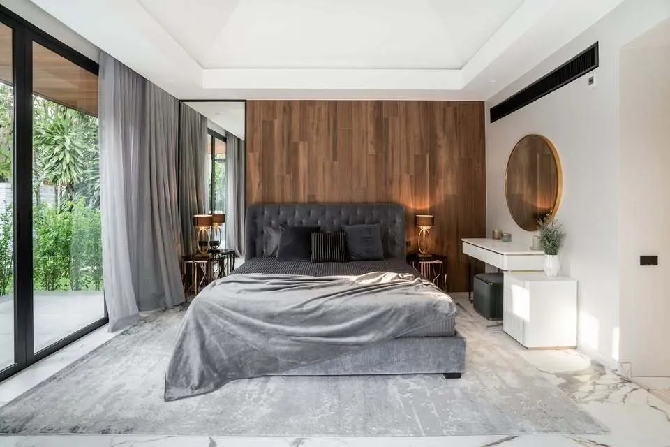 Luxury 3-Bedroom Villa for Rent Near Bang Tao Beach — Thumbnail 9
