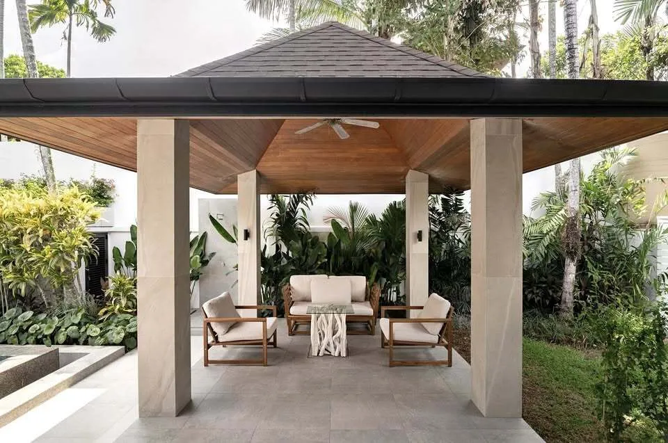 Luxury 3-Bedroom Villa for Rent Near Bang Tao Beach — Thumbnail 10