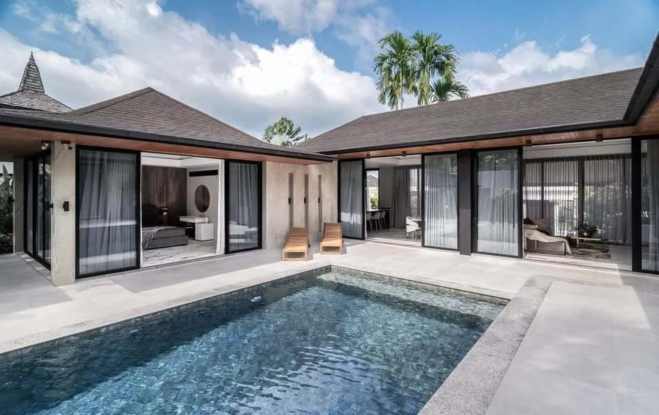 Luxury 3-Bedroom Villa for Rent Near Bang Tao Beach — Thumbnail 16