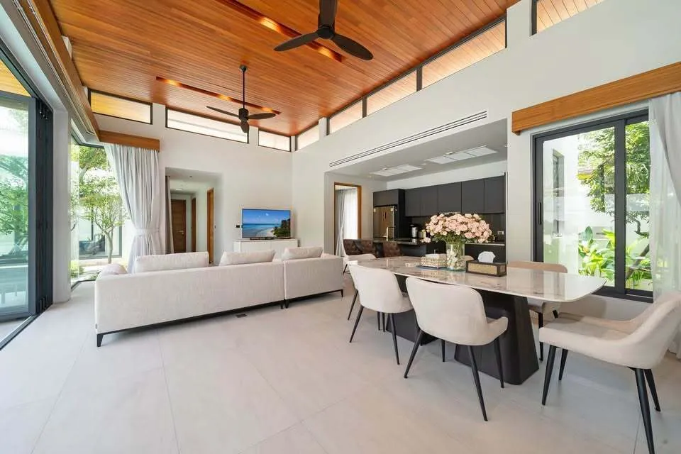 Luxury 4-Bedroom Villa for Rent in Botanica, Pasak 8 – Prime Location Near Bang Tao — Thumbnail 3