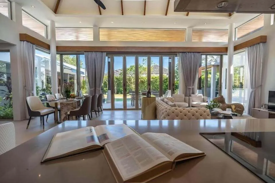Luxury 4-Bedroom Villa for Rent in Botanica, Phuket — Thumbnail 17