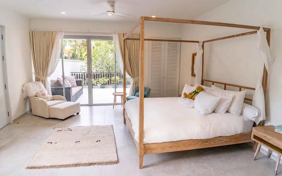 Expansive 5-Bedroom Private Pool Villa for Rent in Layan, Phuket — Thumbnail 9