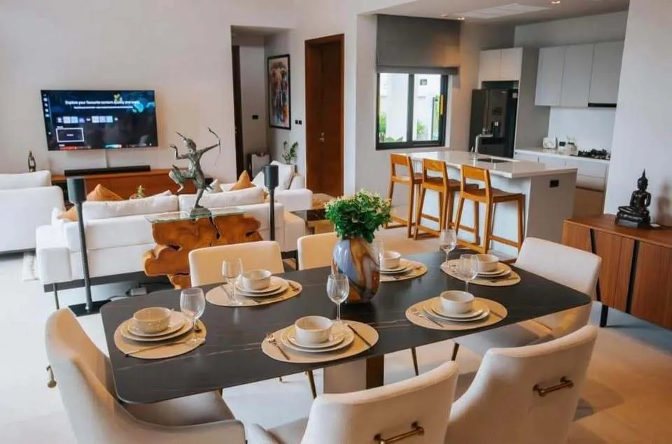 Luxury Modern Loft Pool Villa for Rent in Cherngtalay, Phuket — Thumbnail 2