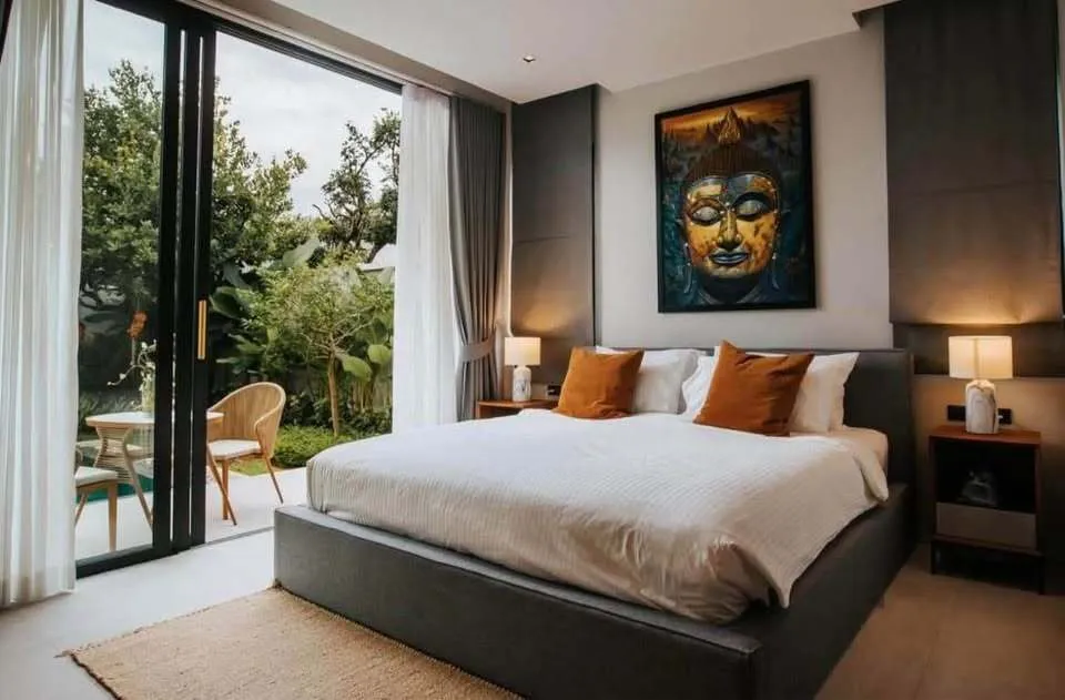 Luxury Modern Loft Pool Villa for Rent in Cherngtalay, Phuket — Thumbnail 4
