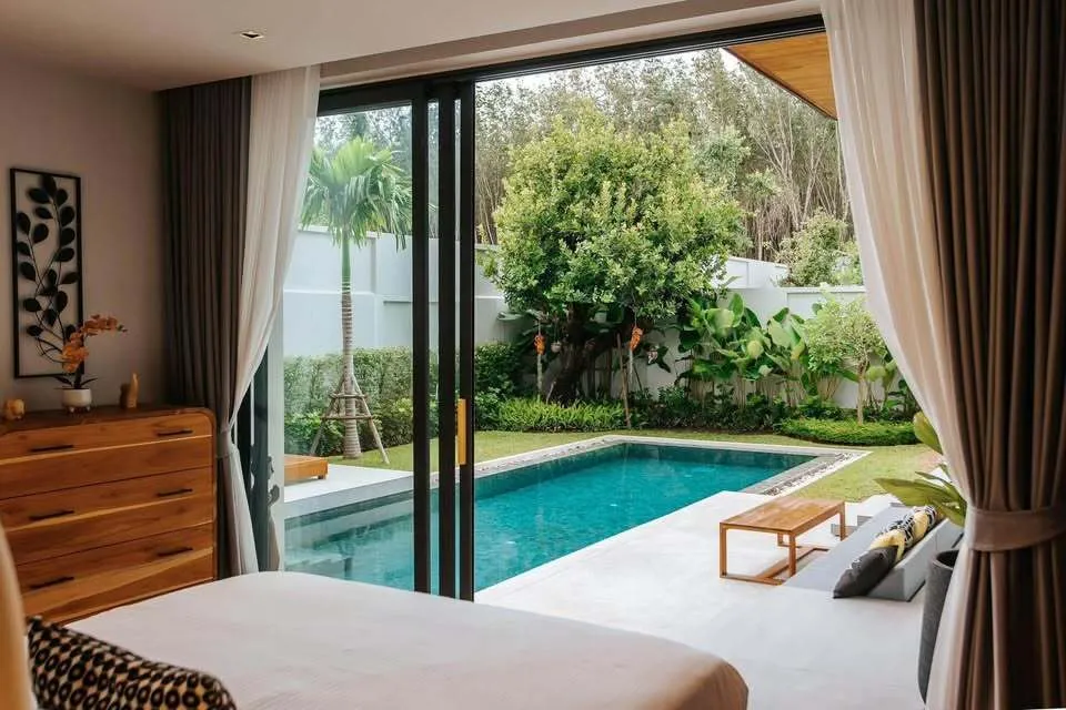 Luxury Modern Loft Pool Villa for Rent in Cherngtalay, Phuket — Thumbnail 8