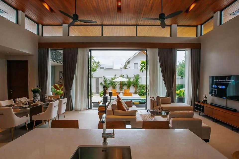Luxury Modern Loft Pool Villa for Rent in Cherngtalay, Phuket — Thumbnail 14