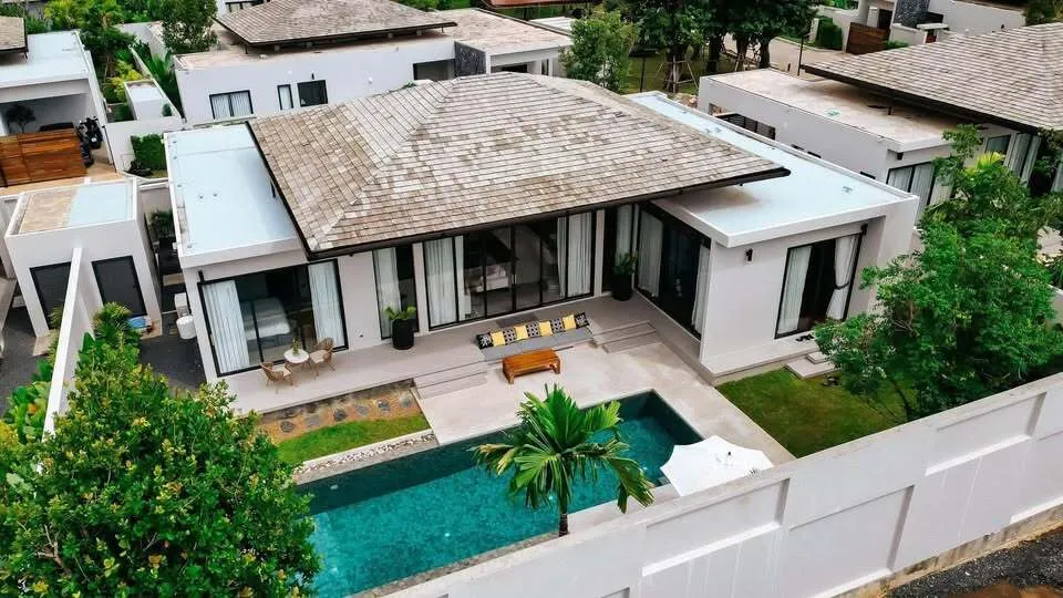 Luxury Modern Loft Pool Villa for Rent in Cherngtalay, Phuket — Thumbnail 16