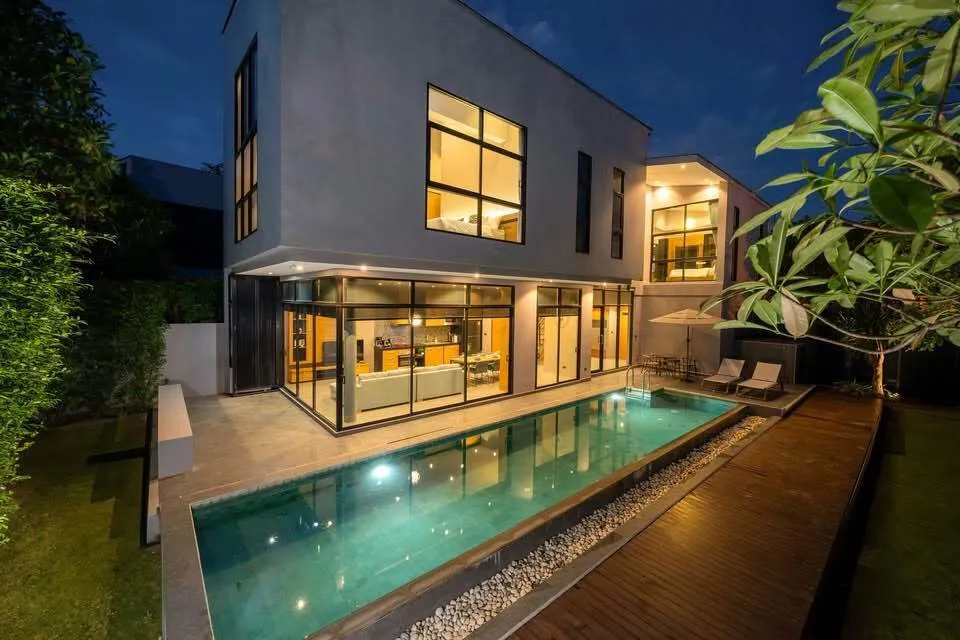 Modern 3-Bedroom Pool Villa for Rent in Cherngtalay, Phuket — Thumbnail 3