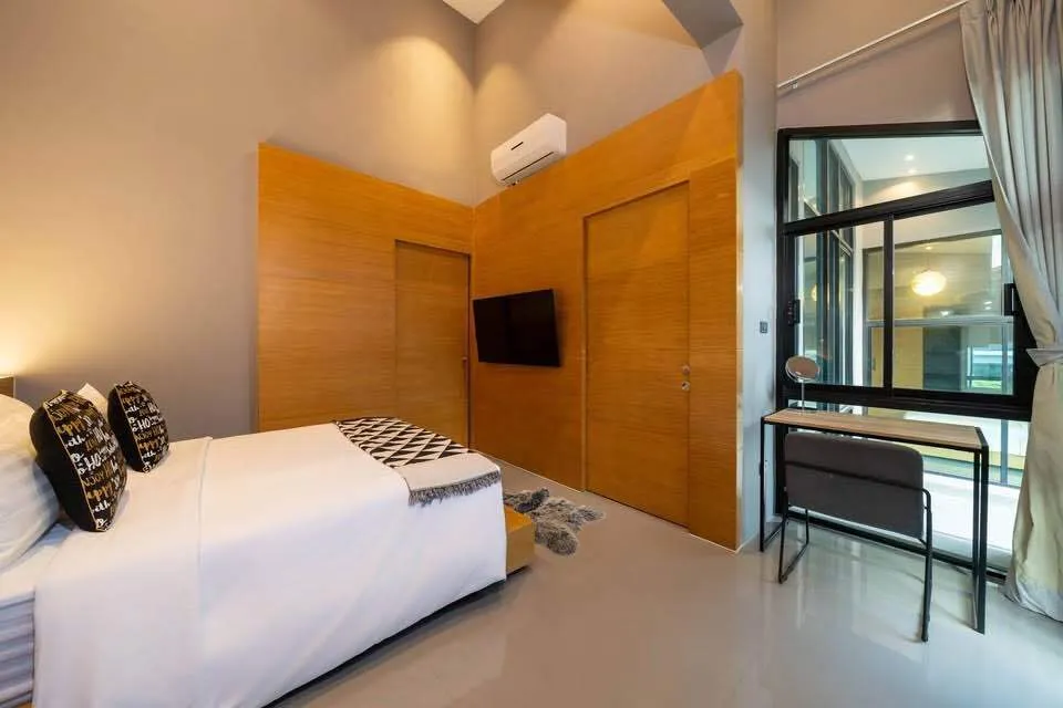 Modern 3-Bedroom Pool Villa for Rent in Cherngtalay, Phuket — Thumbnail 5