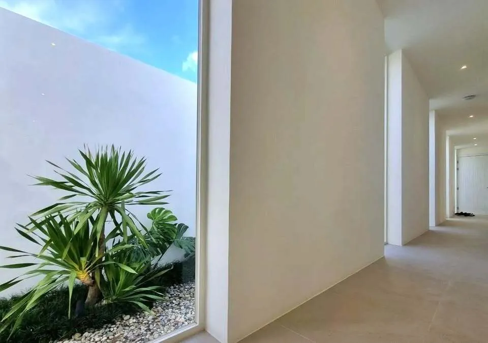 Elegant 4-Bedroom Pool Villa for Rent in Bang Jo, Phuket — Thumbnail 8
