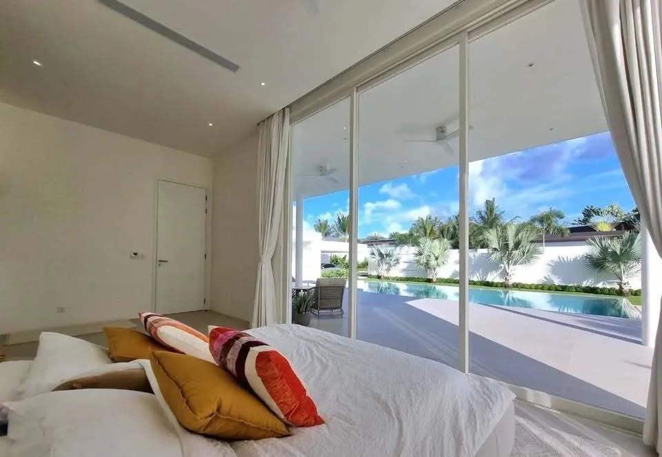 Elegant 4-Bedroom Pool Villa for Rent in Bang Jo, Phuket — Thumbnail 19